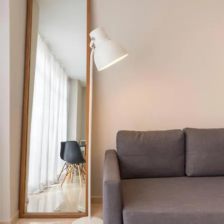 Gran Familiar, Amigos O Trabajo Apartment